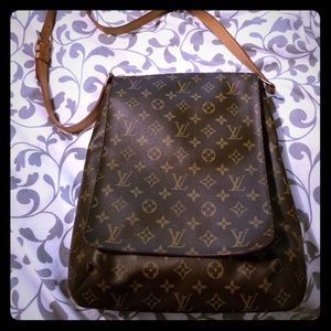 Louis Vuitton Musette Salsa GM